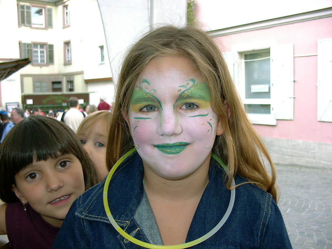 Zum Herunterladen rechte Maustaste benutzen!