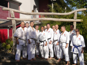 Teilnehmer der Karateabteilungen aus Wertheim und Tauberbischofsheim am Überraschungstraining mit Koichiro Okuma (6. Dan)