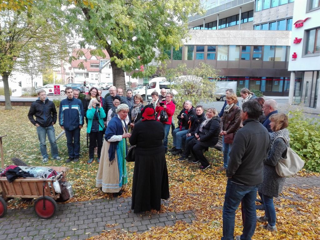 Stadtführung Bischemer Kurzweil mit Marktweib und Bürgersfraa